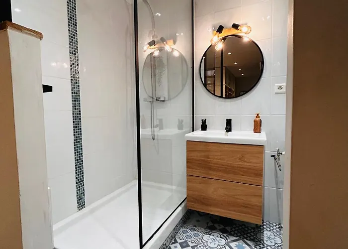 Maison De Paisible Nyaraló *