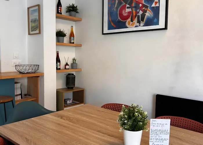 Maison De Paisible Nyaraló *